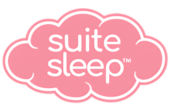Cloud-shaped logo with "suite sleep" text in white on a pink background, representing a sleep-related brand or product.